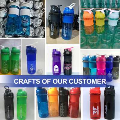 Edelstahlkugel Portable BPA-freies Fitnessstudio Plastik-Protein-Shaker Flasche für Sport