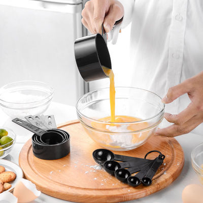 MESSERGERÄTZEN professionelle Kunststoffmessbecher mit Kaffeelöffel Set von 5 100 g