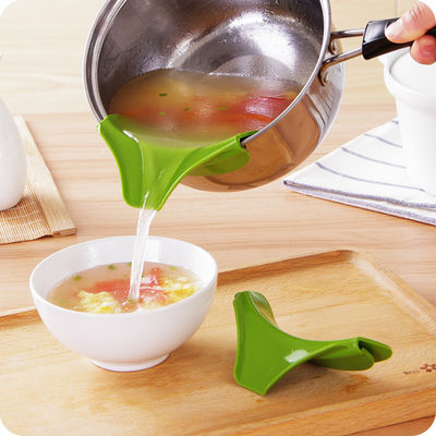 Küchengeräte Silikon Anti-Leck Leck Topf mit rundem Mund Rand Deflektor 20g