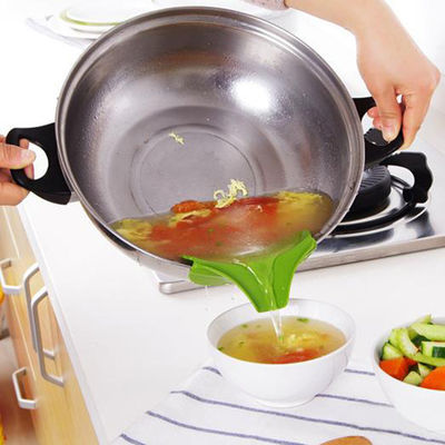 Küchengeräte Silikon Anti-Leck Leck Topf mit rundem Mund Rand Deflektor 20g