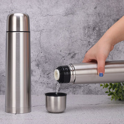 Genießen Sie warme oder kalte Getränke überall mit unserer amerikanischen Drei-Wände-Thermosflasche