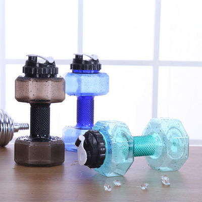 Erwachsene PETG Umweltschutzfreundliche 2,6-Liter-Wasserflasche in Dumbbell-Form für Sport Fitness-Übungen