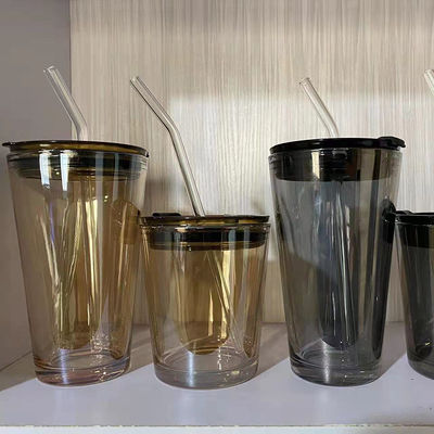 Kaffeehügel Tragbare weibliche Begleitung Kalte Milch Teeglas mit Griff und Strohdeckel