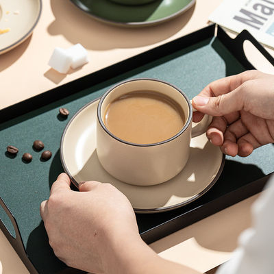 250 ml Kapazität Nordic Matte Keramik Kaffeetasse und Tellerbündel mit passendem Löffel