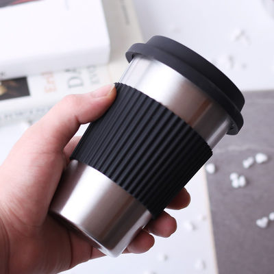 Kaffeetasse aus Edelstahl 17oz Doppelwand 18/8 Tumbler mit Silikonhüllen