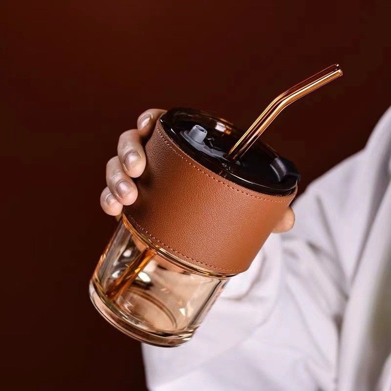 Durchsichtige Kaffeehügel mit Deckel und Strohhalme für BPA-freie, undichtes Vintage-Glas-Tumbler