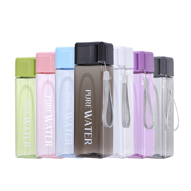 Zurück in die Schule Essenziell Klar Frosted Quadrat Portable Plastik Wasserflasche mit Seil