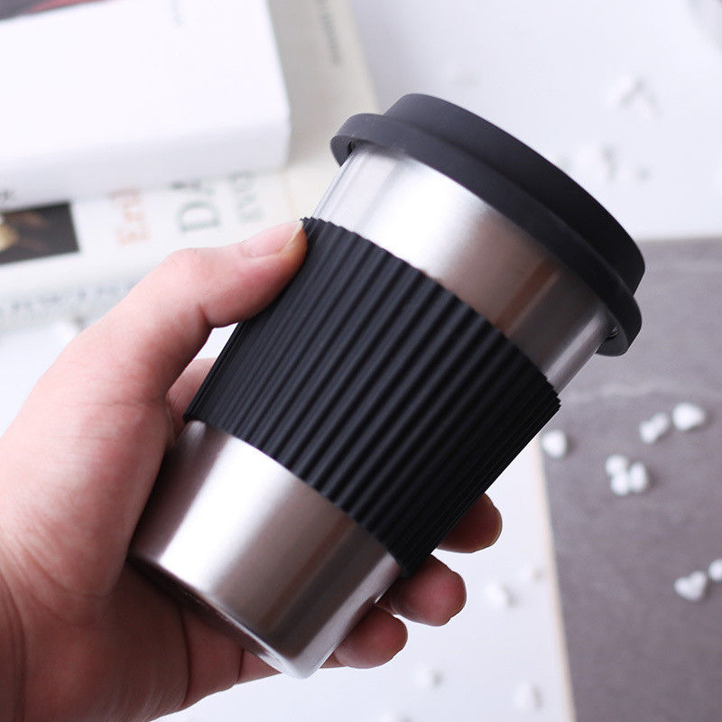 Kaffeetasse aus Edelstahl 17oz Doppelwand 18/8 Tumbler mit Silikonhüllen